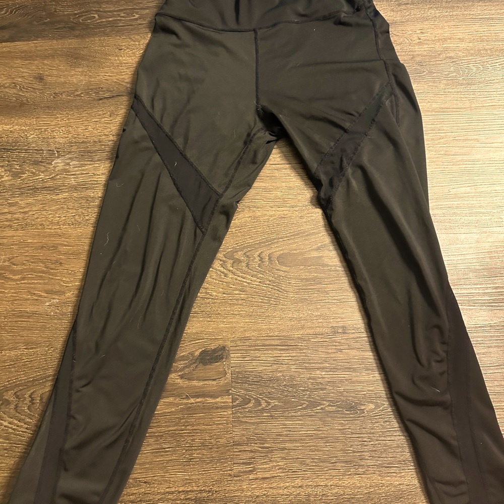 Black leggings with sheer stripes